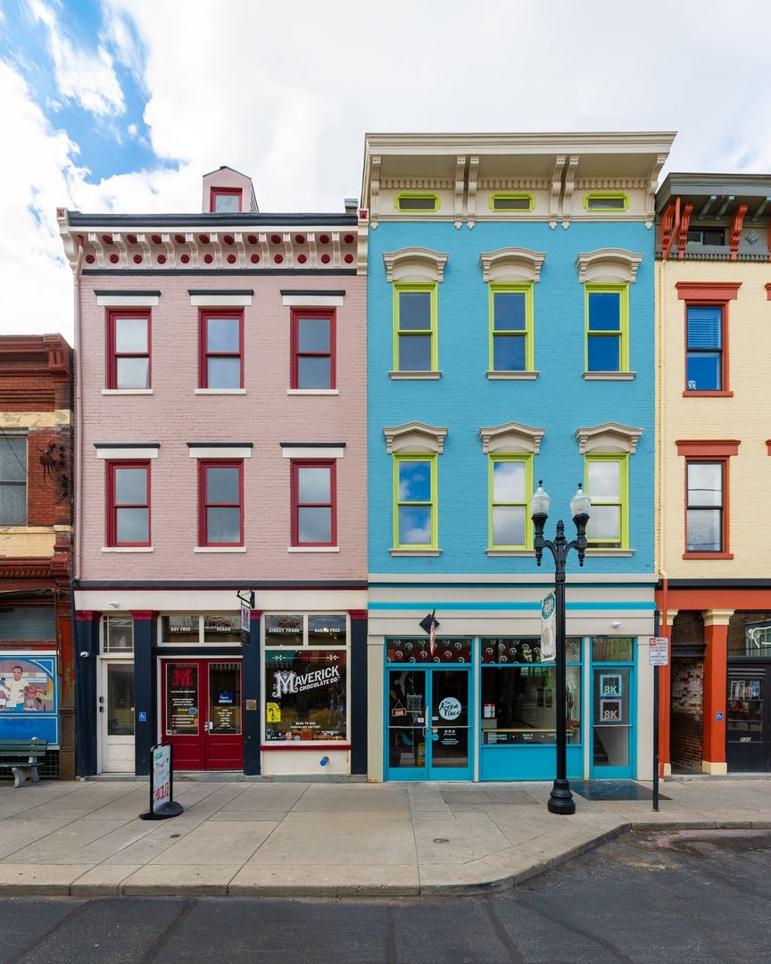 Cincinnati Apartment: 129-131 West Elder