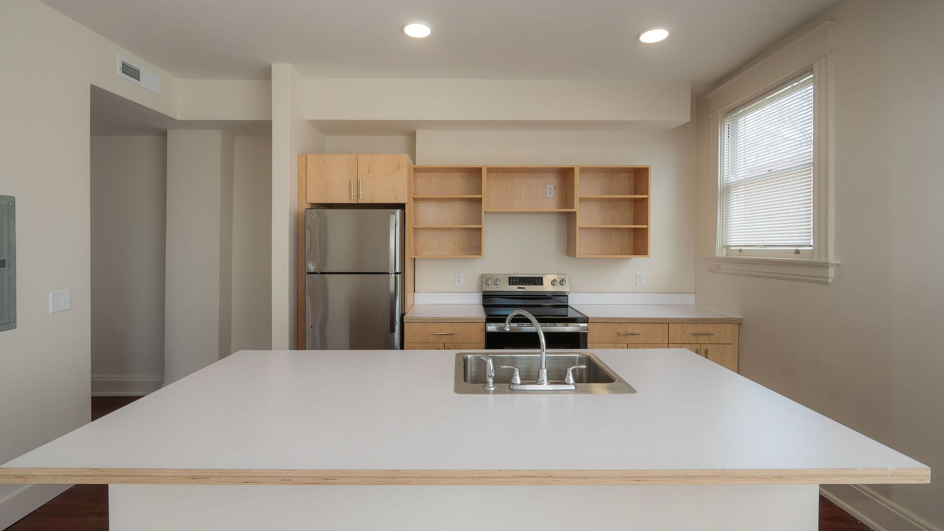 Cincinnati Apartment: 1740 Brewster Avenue