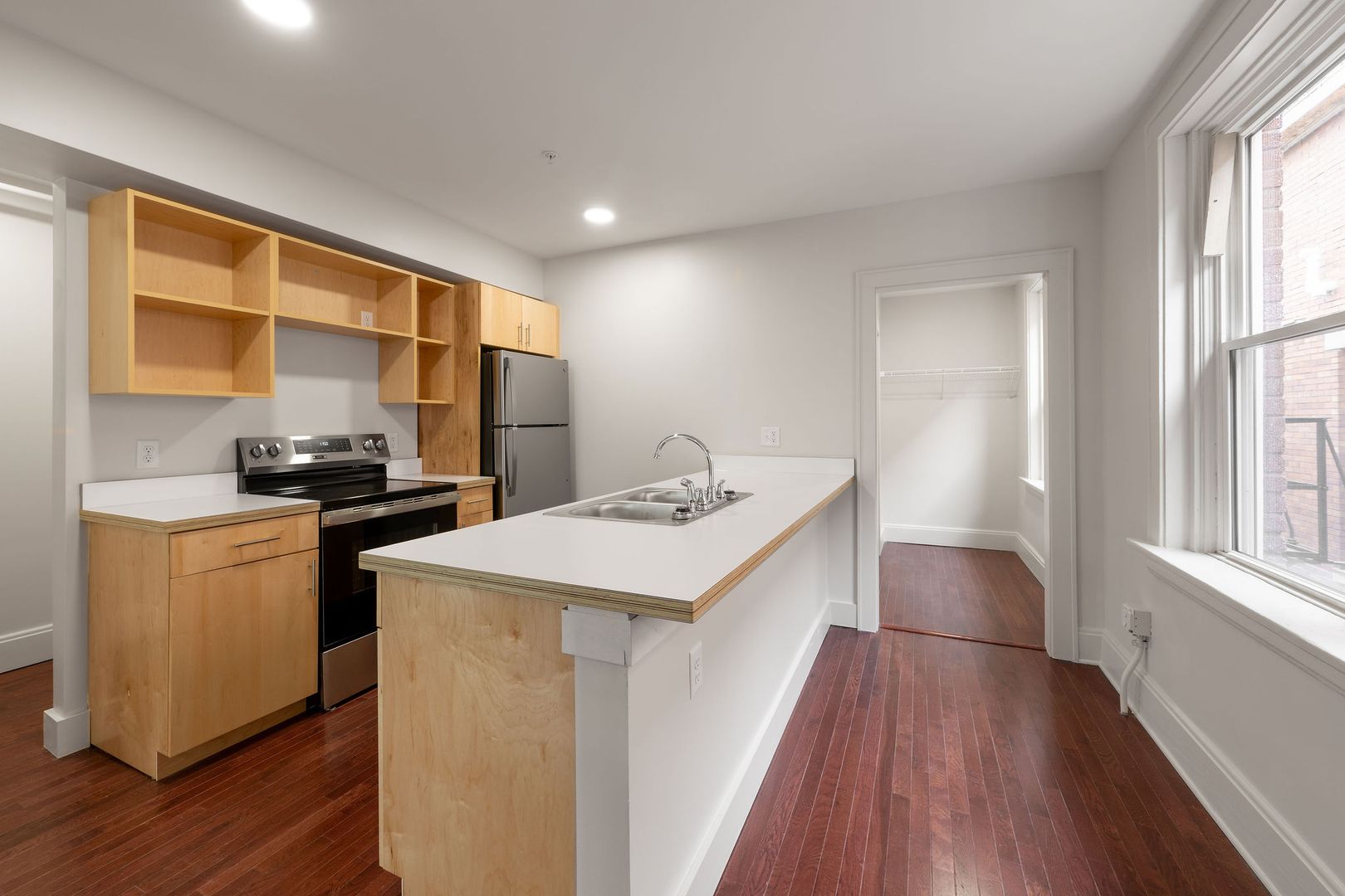 Cincinnati Apartment: 3604 Montgomery Road
