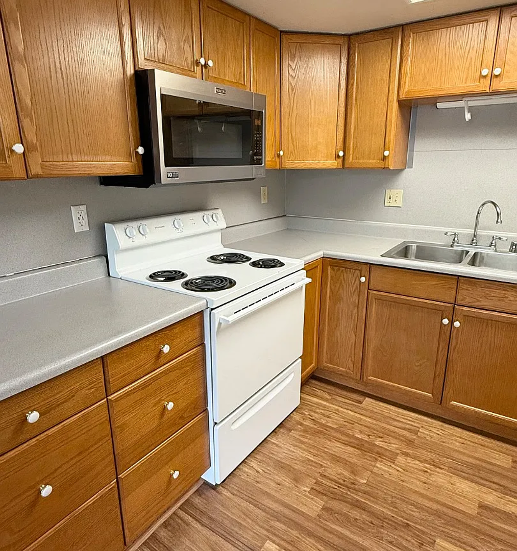 Anchorage Apartment: 4320 Checkmate Dr