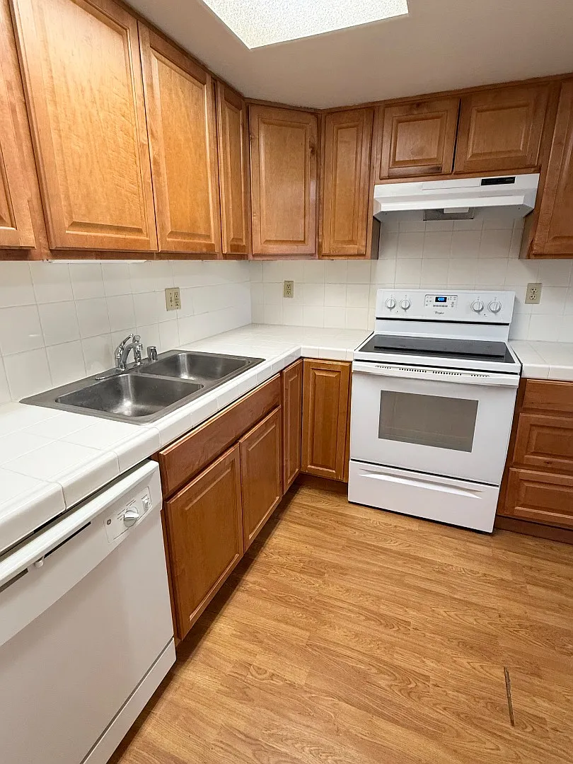 Anchorage Apartment: 4320 Checkmate Dr
