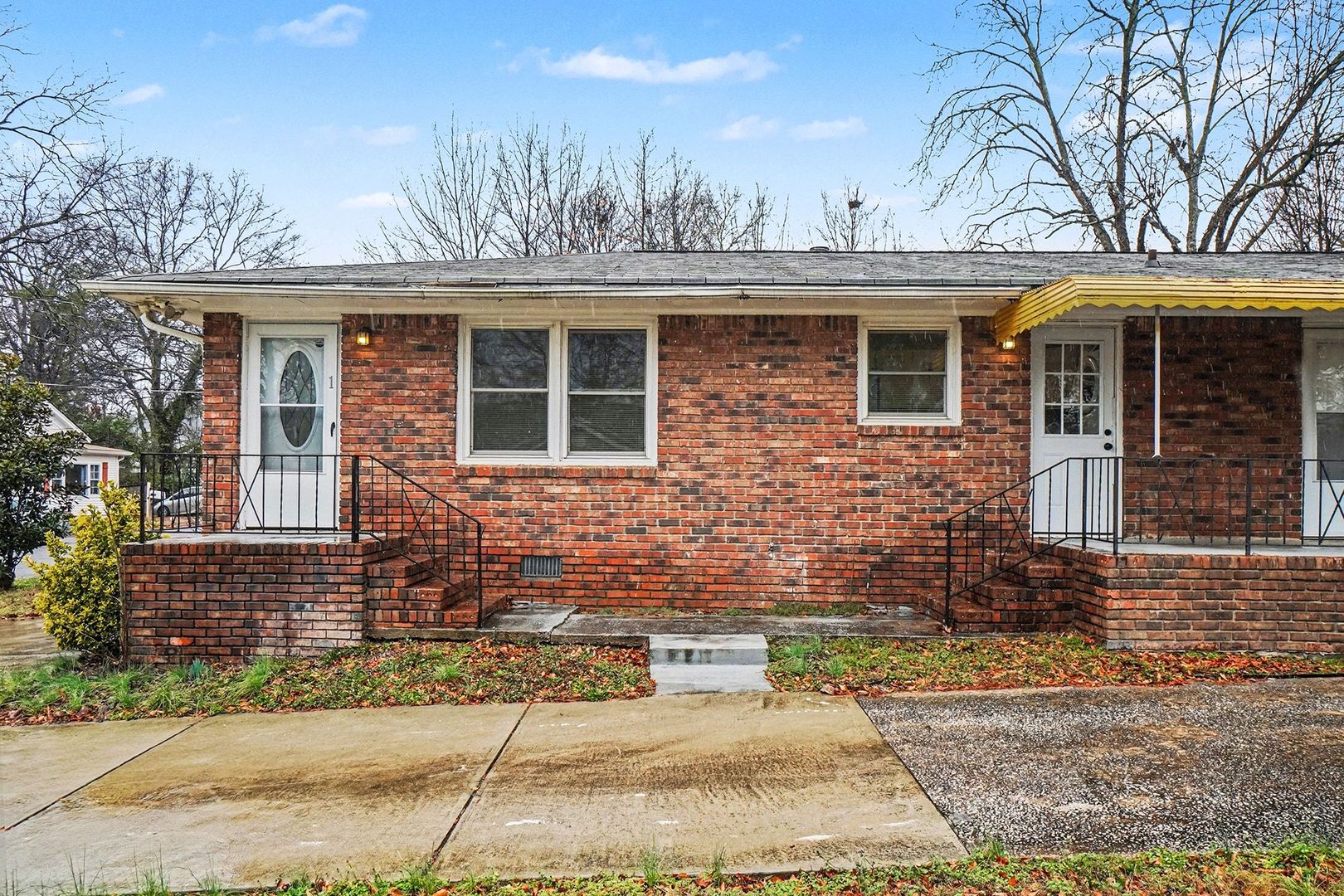 East Point House: 2874 Cheney St