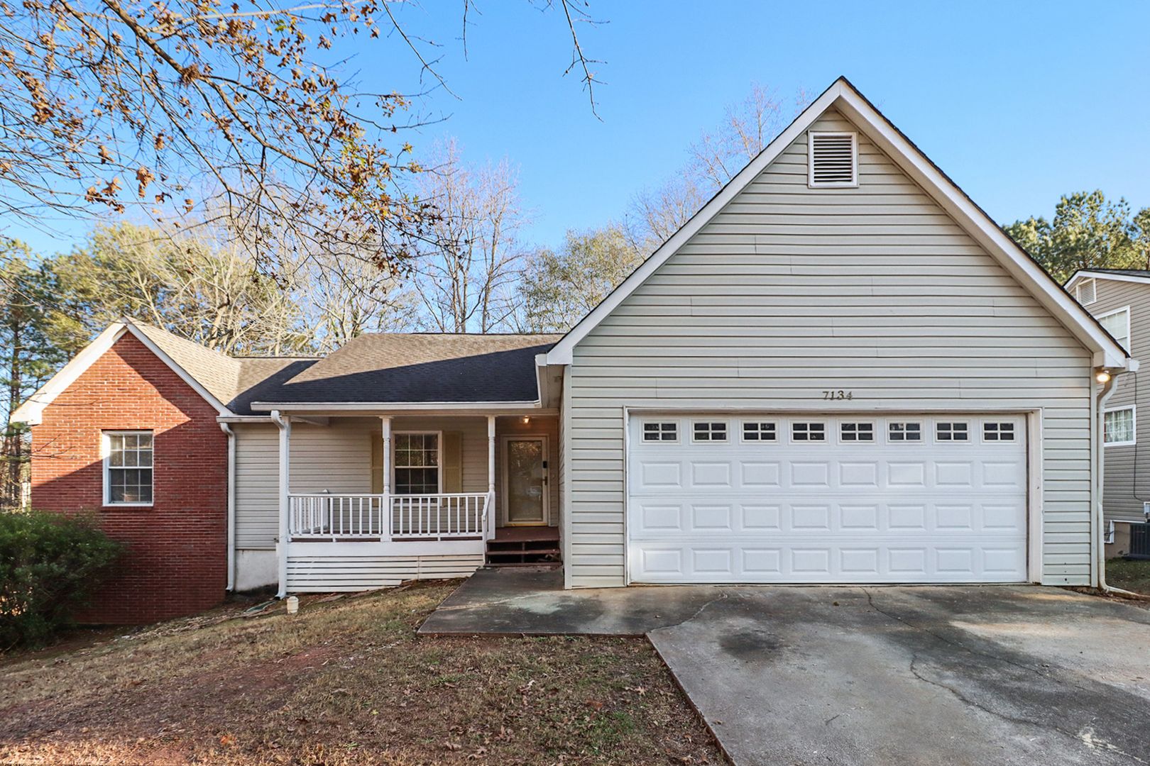 Jonesboro House: 7134 Hazelwood Dr