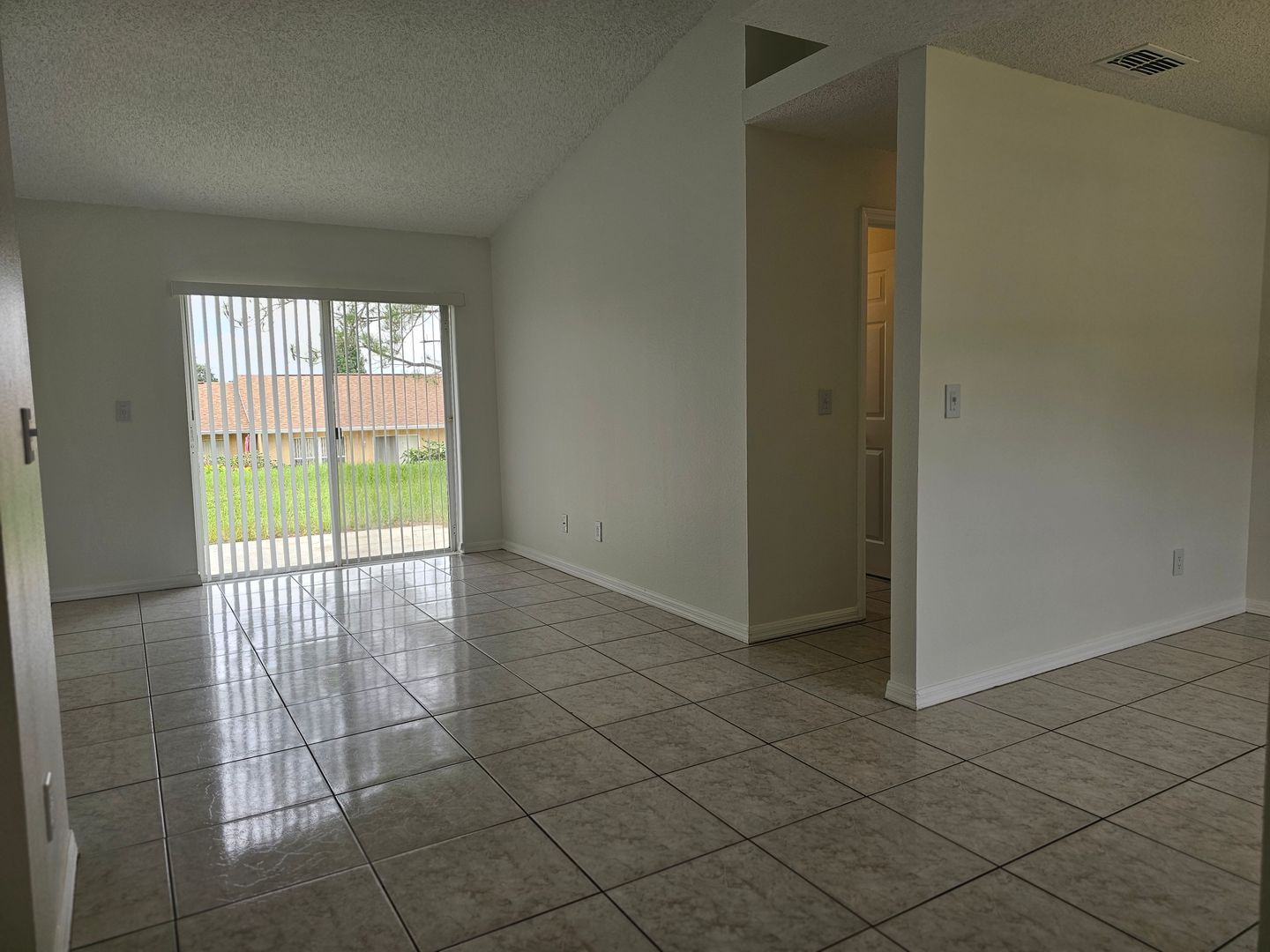 Pinyon Dr 13345 9 of 12