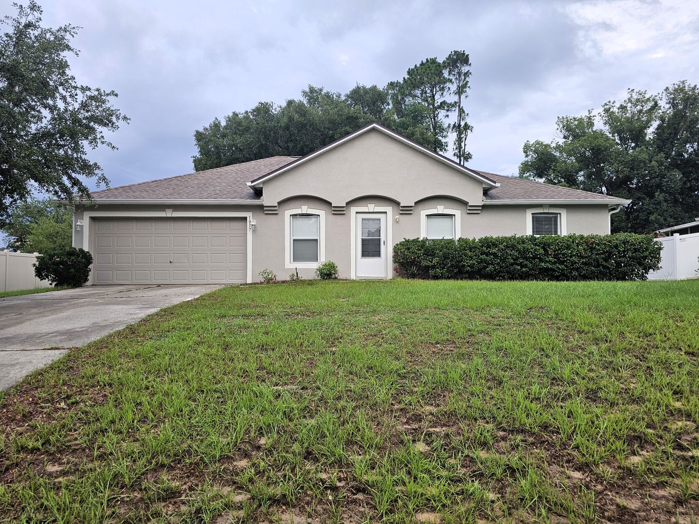 Minneola House: 1017 White Bark Ct
