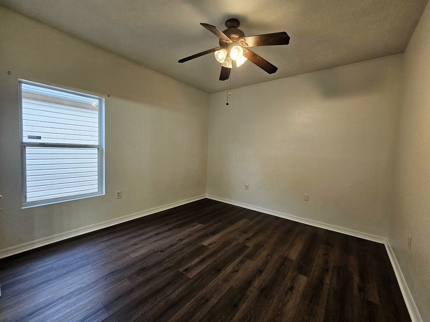 Park Central Cir 1004 8 of 12
