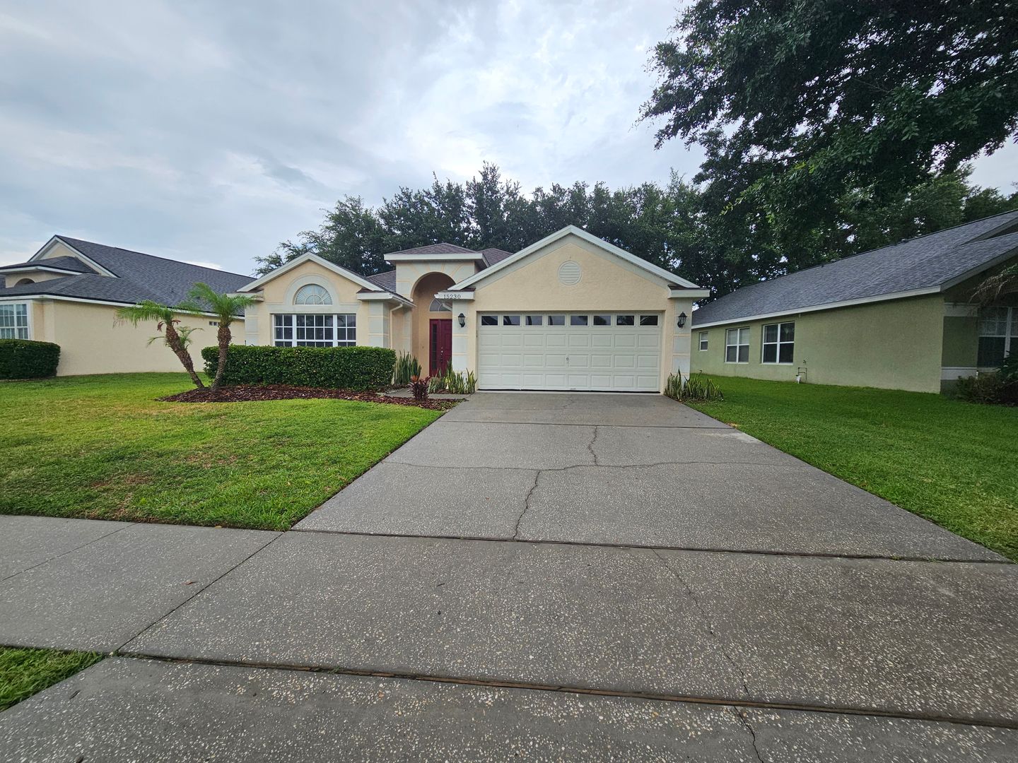 Clermont House: 15230 Markham Dr