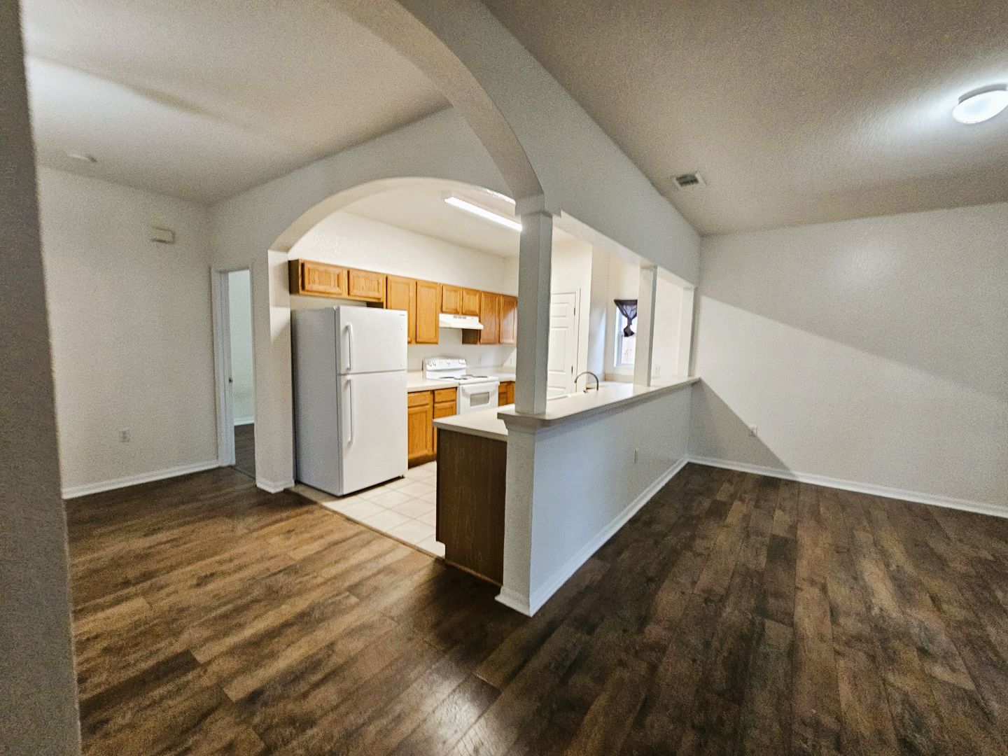 Park Central Cir 1004 6 of 12