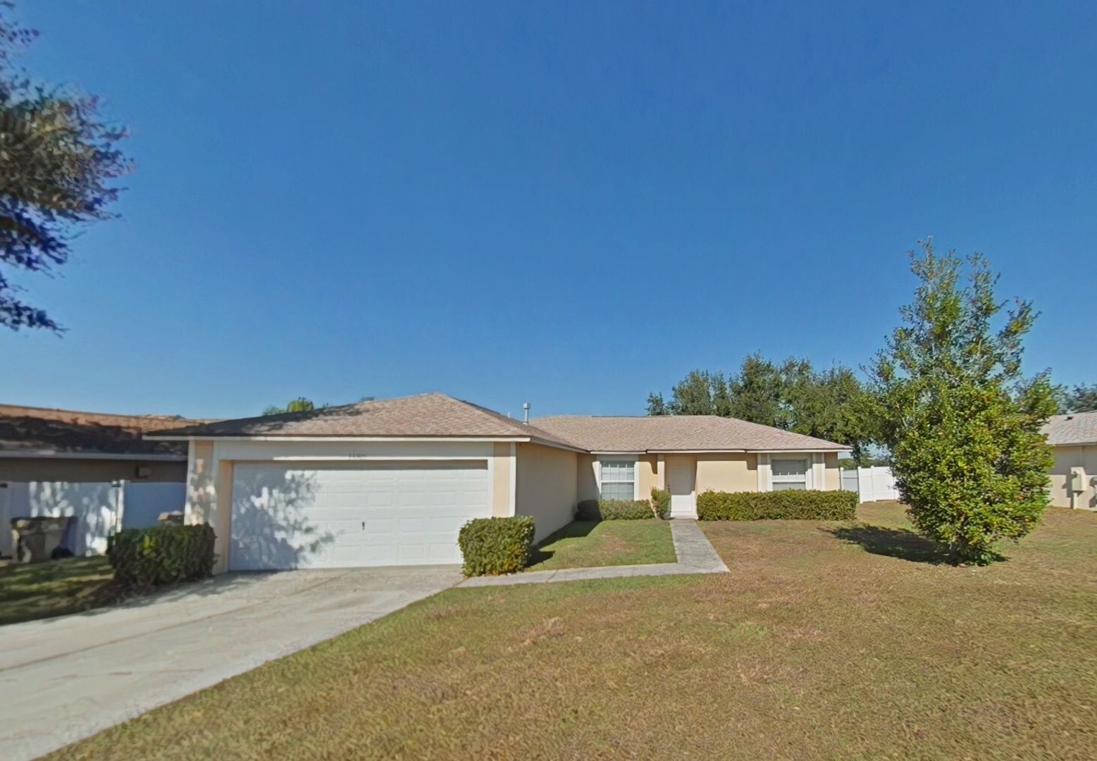 Clermont House: 13305 Pinyon Dr