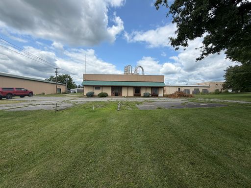 Suite 3 - ~600 SF Flex / Warehouse w/ Office