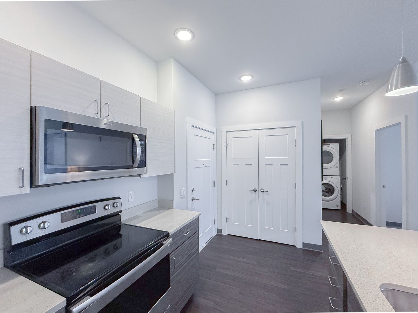 Winooski Apartment: 106 East Allen Street