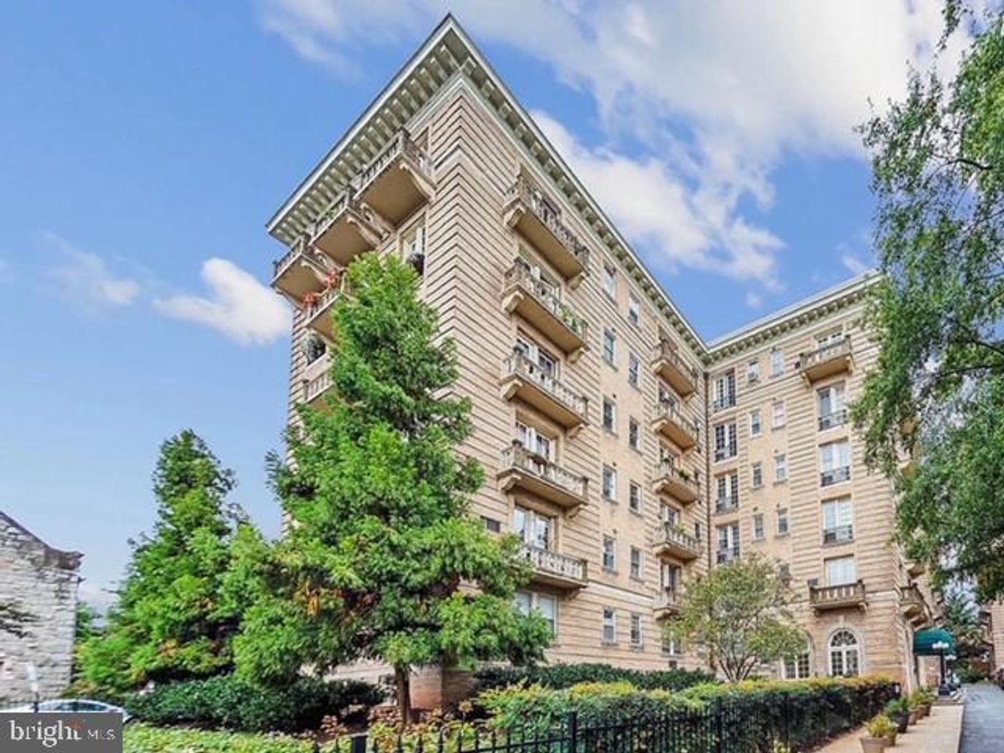 Washington Condo: 3420 16th Street NW