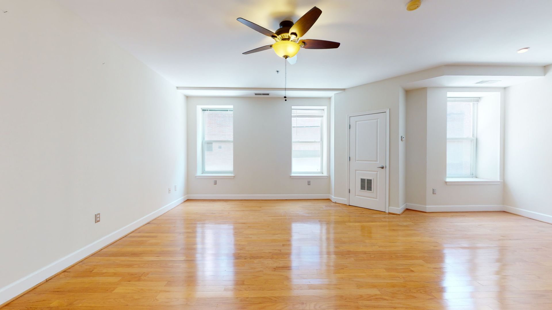 Washington Condo: 1418 W Street NW