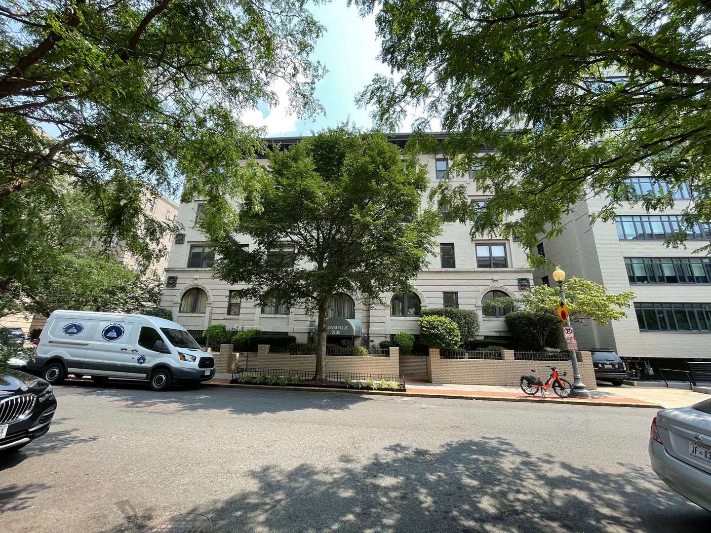 Washington Condo: 2138 California Street NW