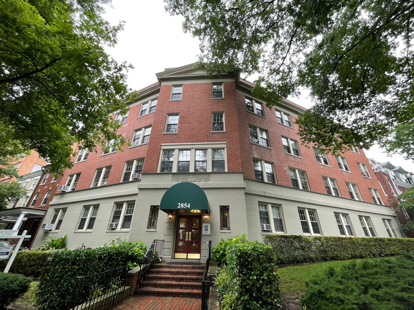 Washington Condo: 2854 Connecticut Avenue NW
