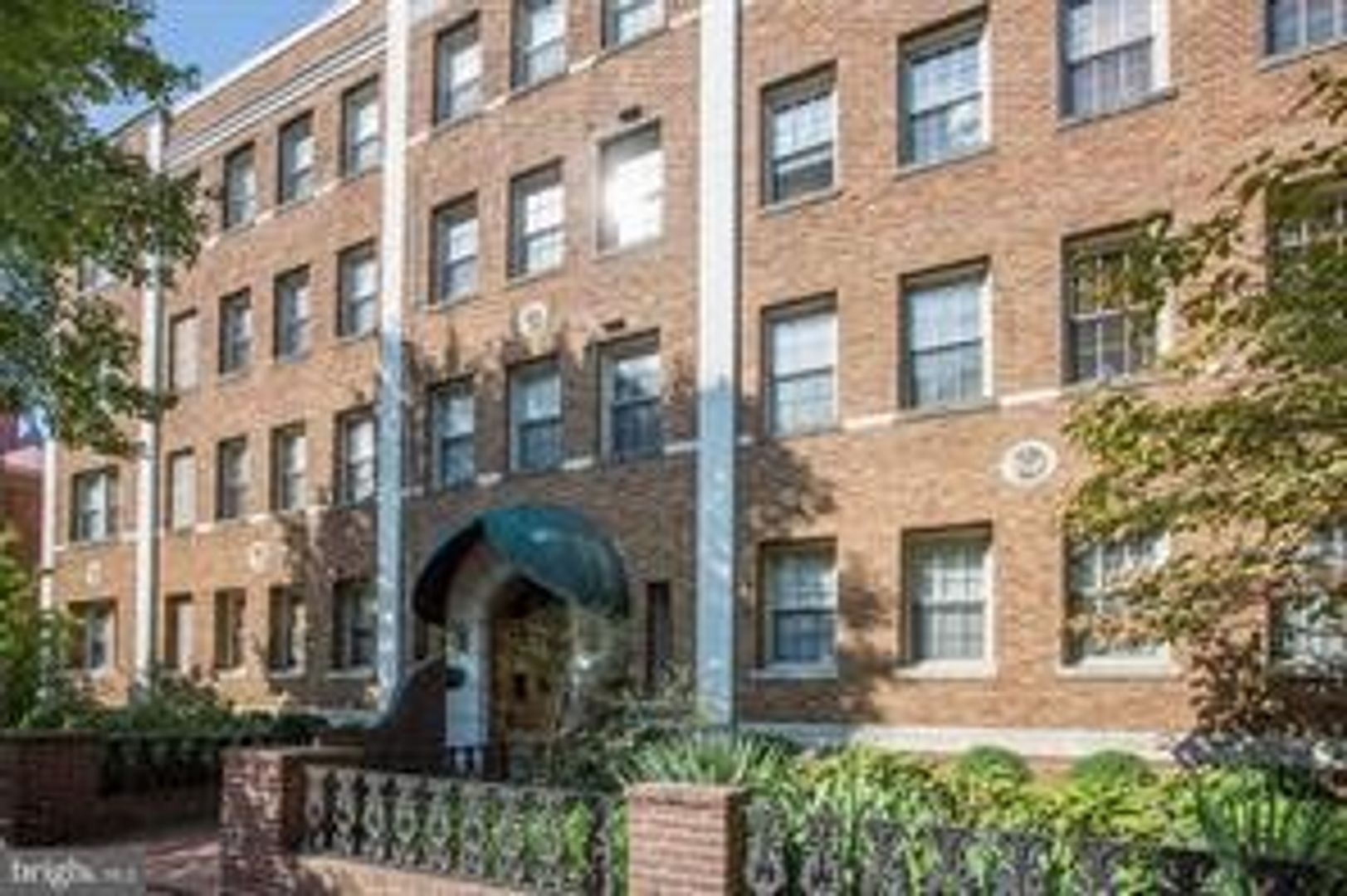 Washington Condo: 18 9th Street NE