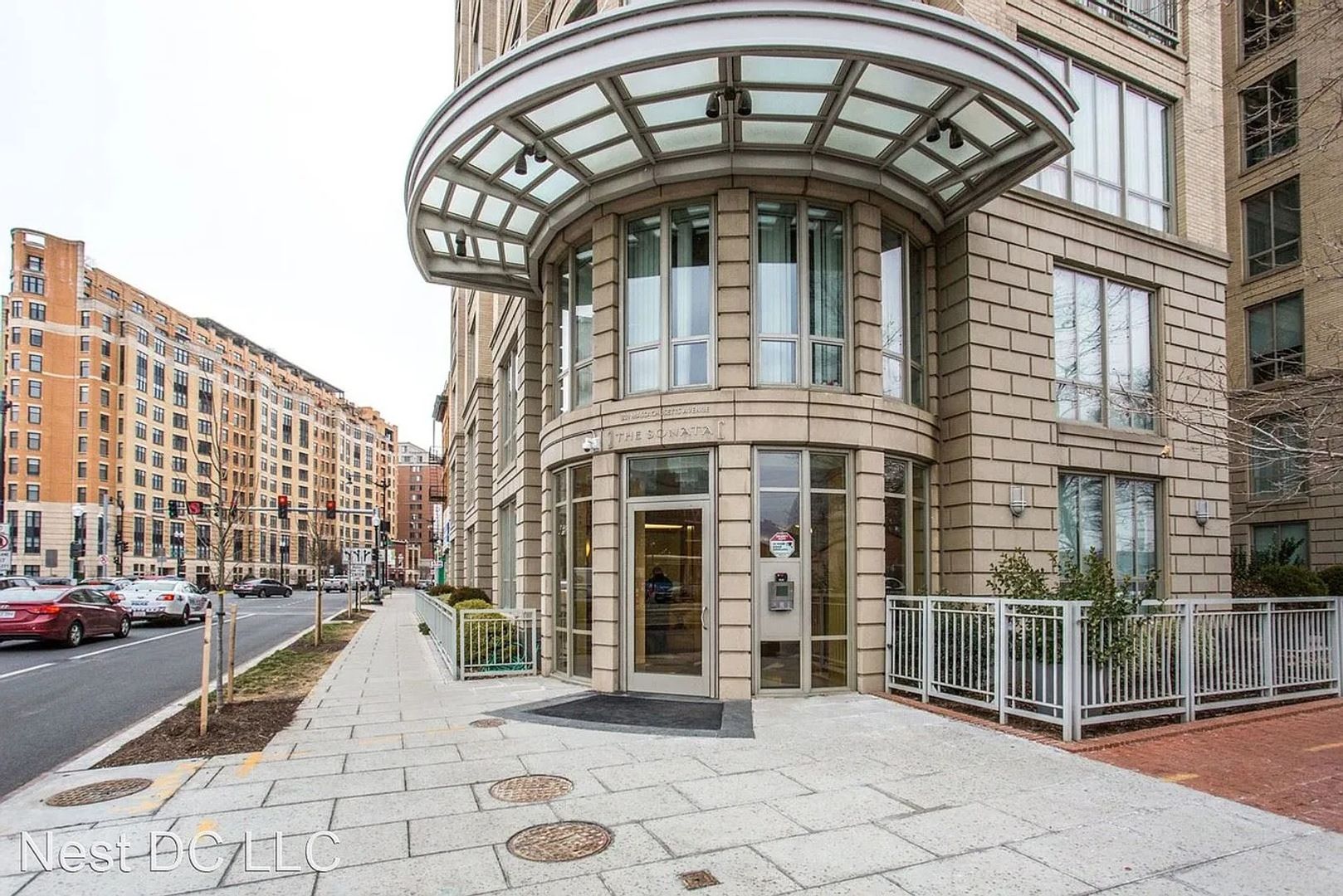 Washington Condo: 301 Massachusetts Avenue NW
