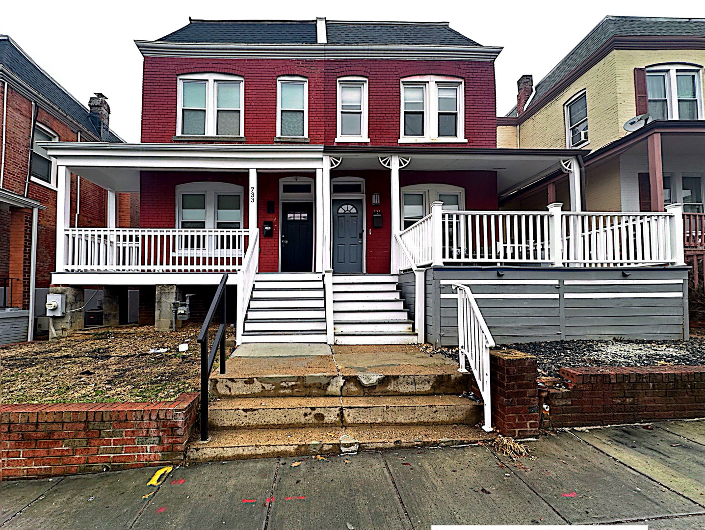Washington House: 733 Gresham Place NW