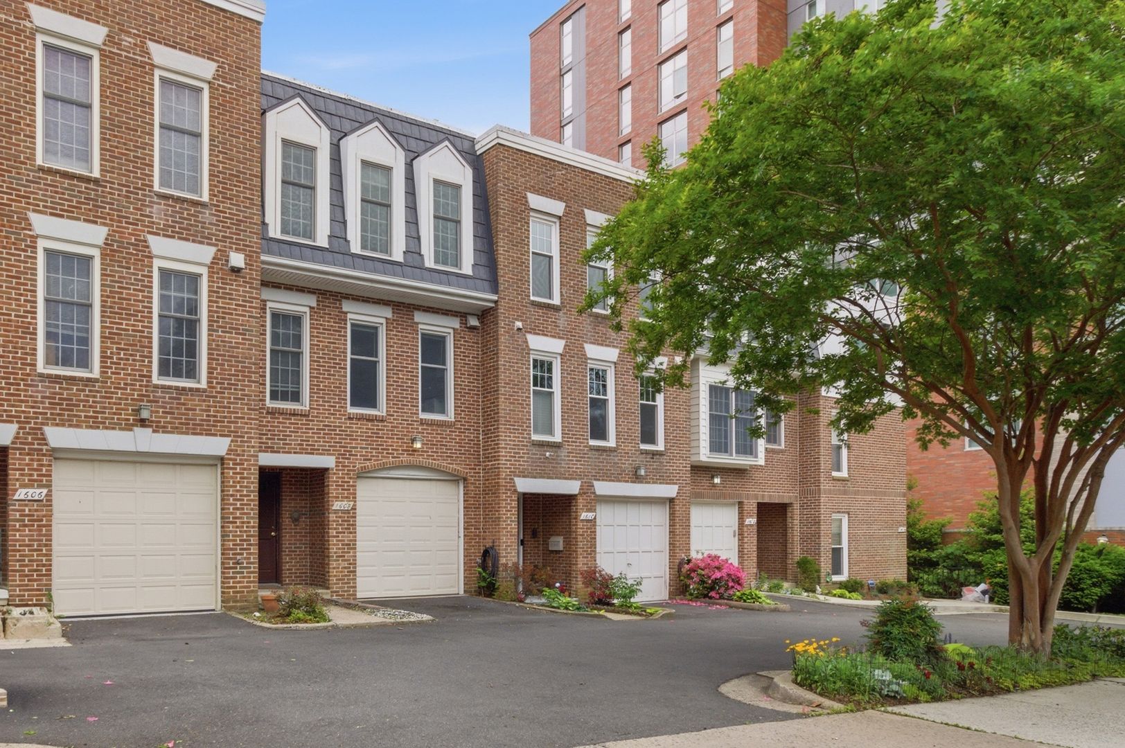 Arlington House: 1608 Key Boulevard