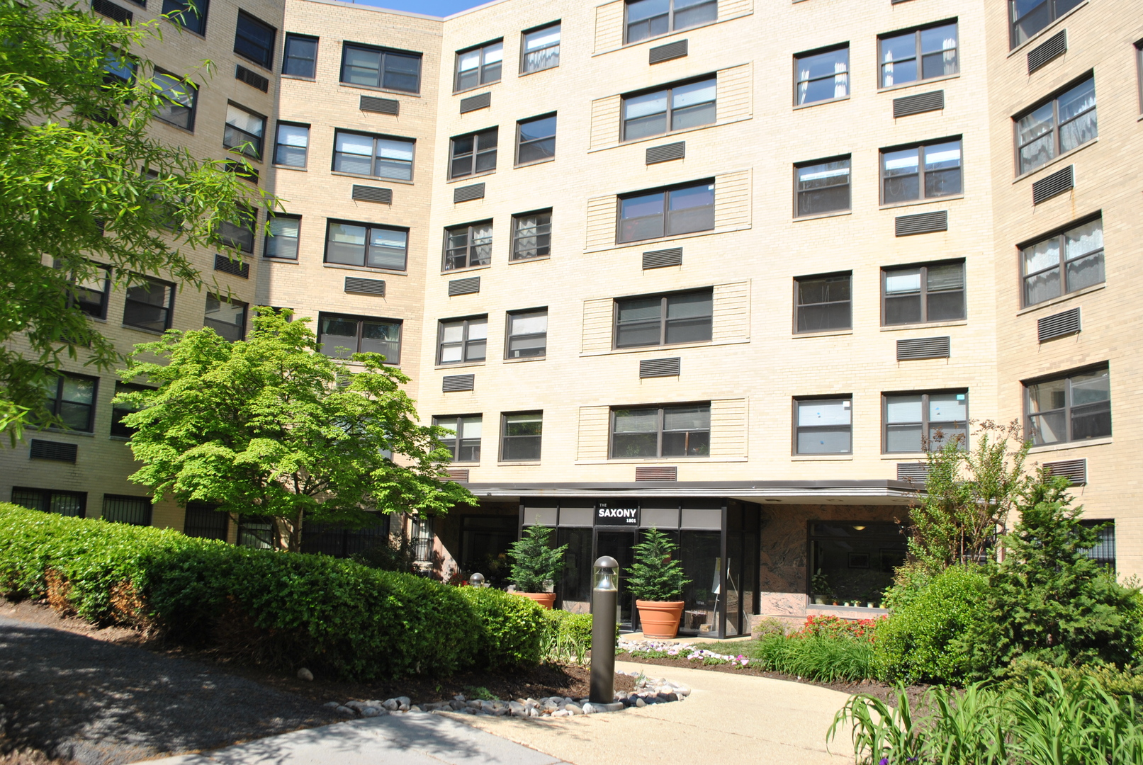 Washington Condo: 1801 Clydesdale Place NW