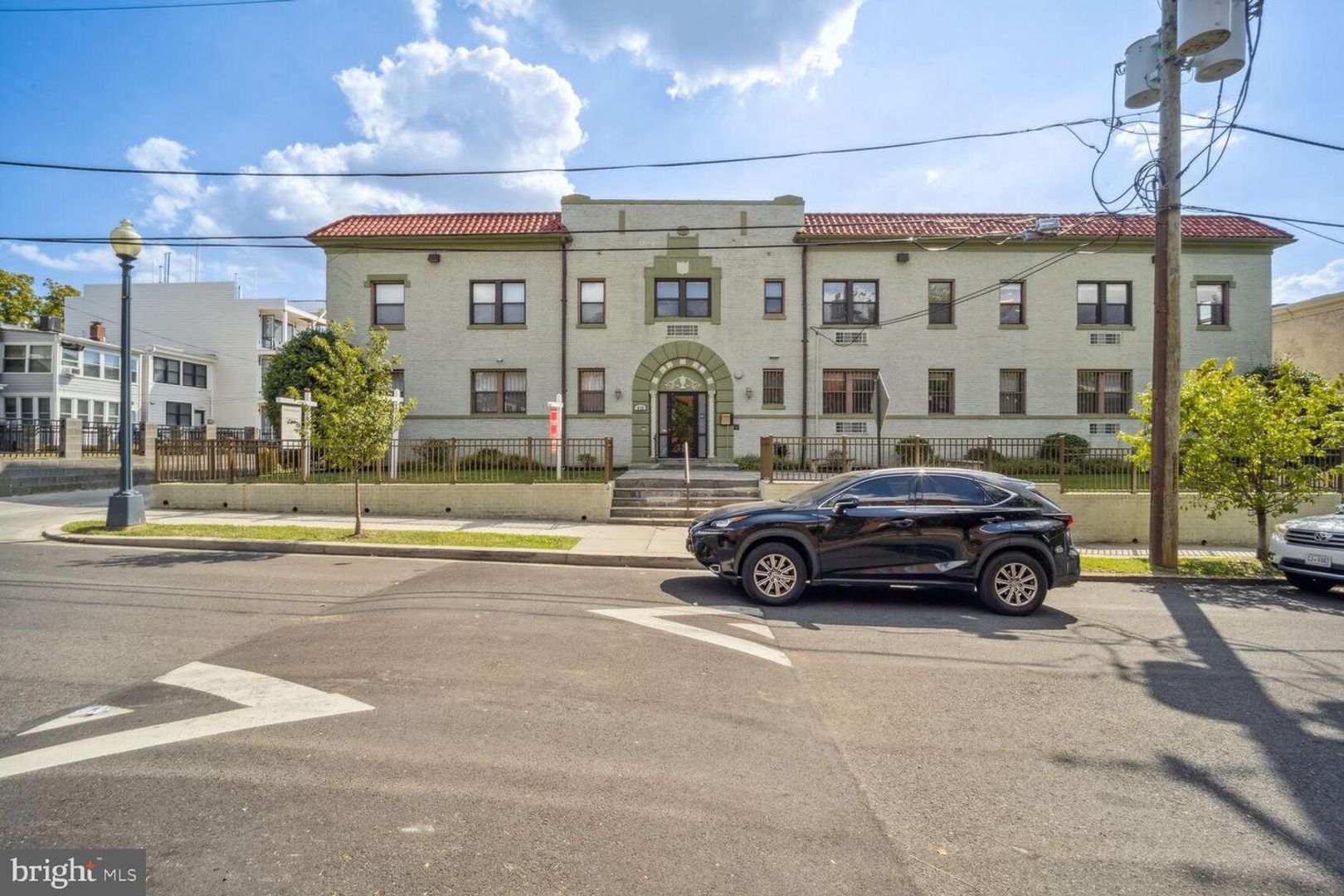 Washington Condo: 315 Evarts Street NE