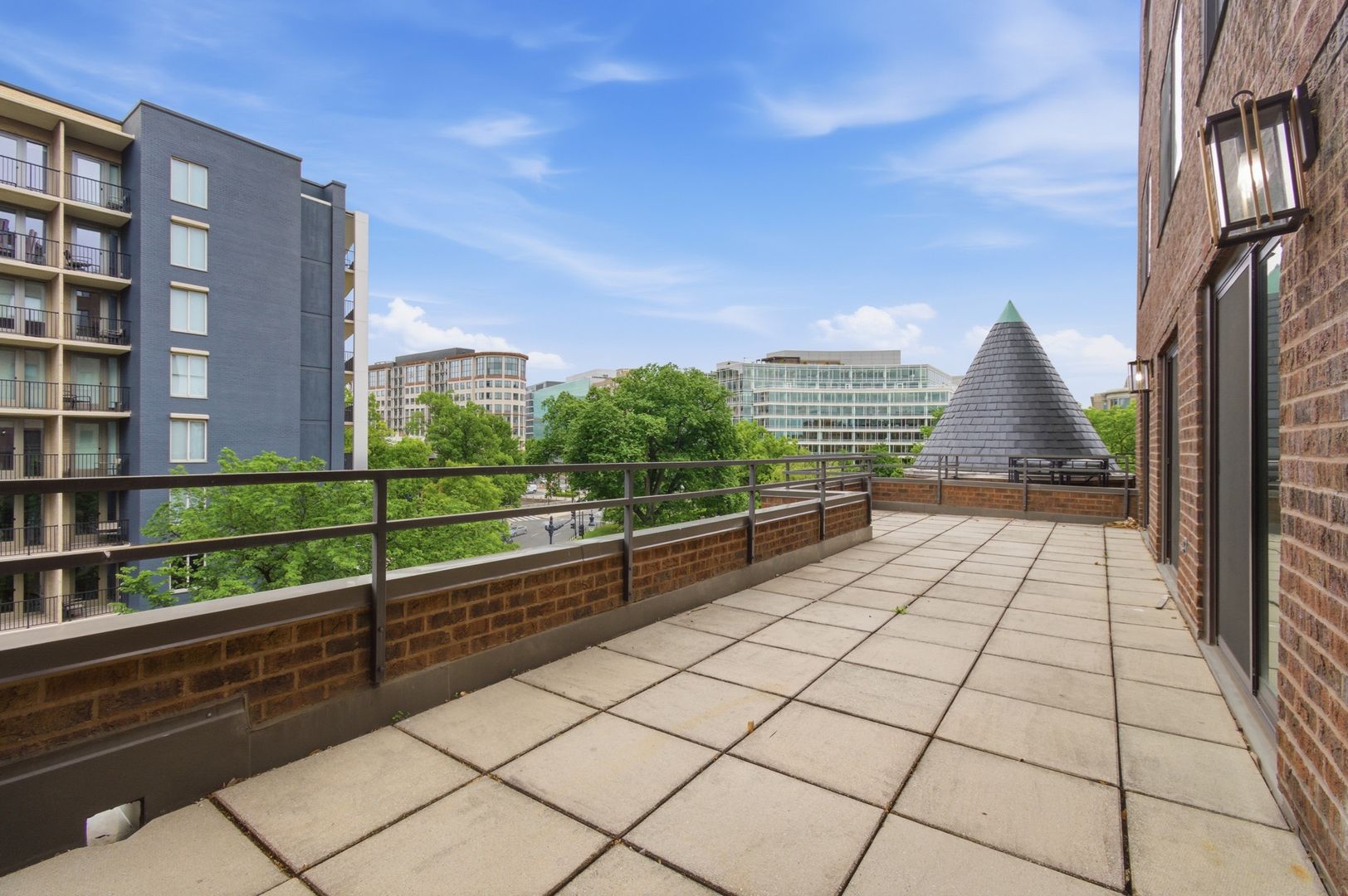 Washington Condo: 3 Washington Circle NW