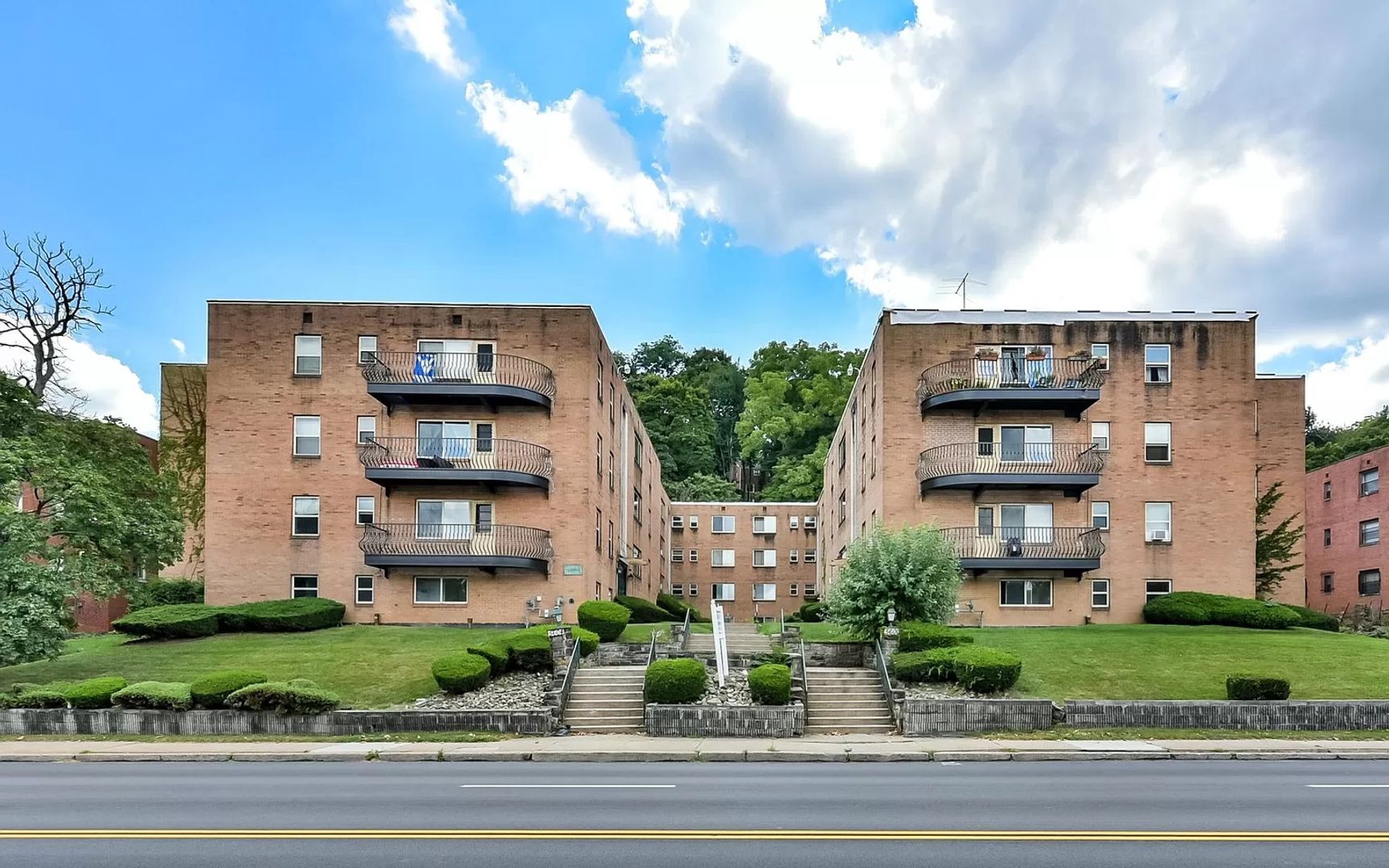 Pittsburgh Apartment: 5600 Fifth Avenue
