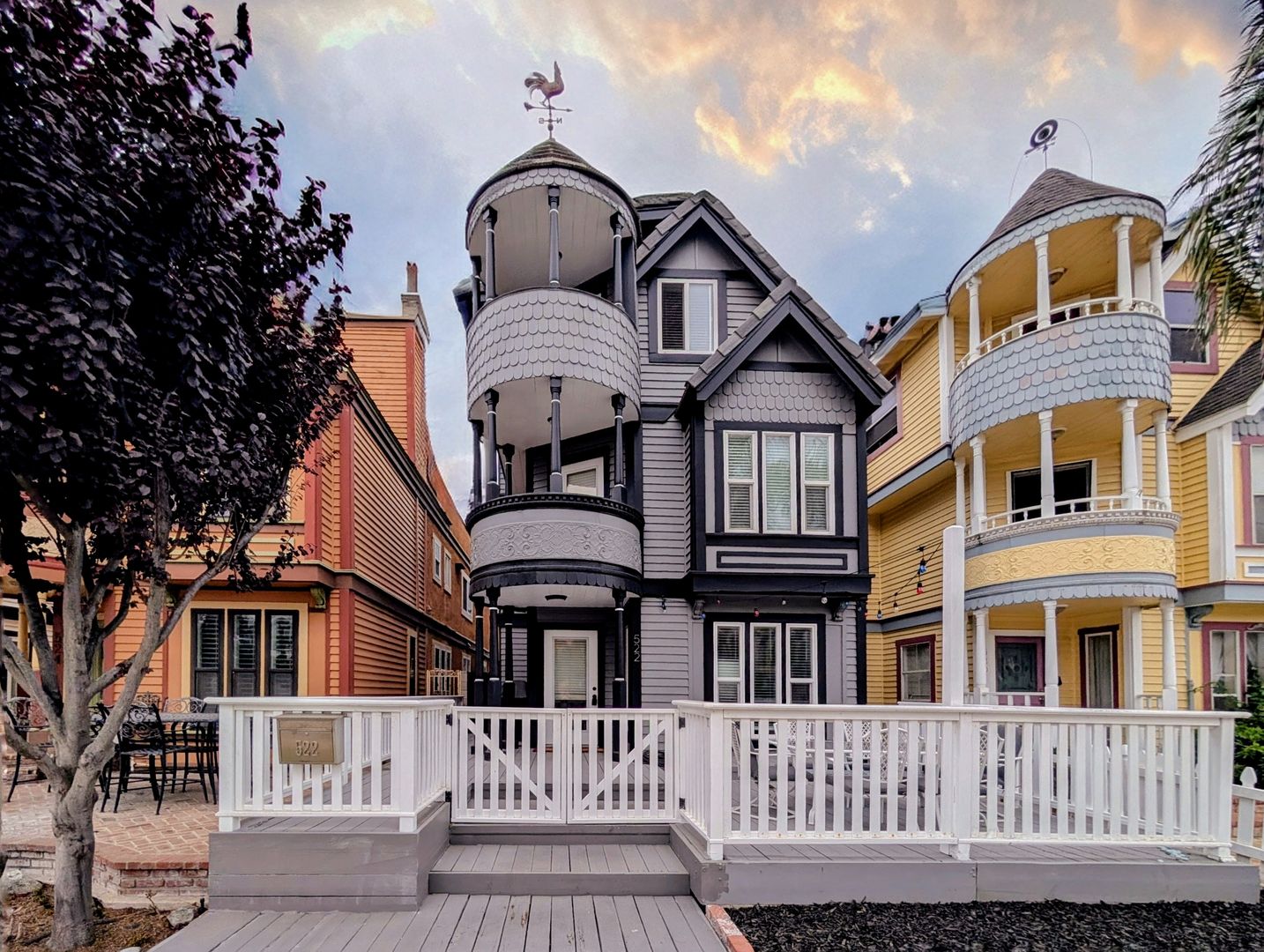 Huntington Beach Apartment: 522 20th Street