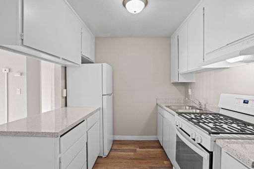 2433 Country Club Blvd., Unit 35 – photo 1