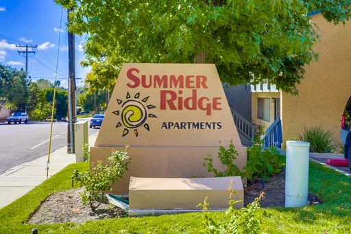Summer Ridge Apartments in Fallbrook ( Move In Special $500 Deposit)
