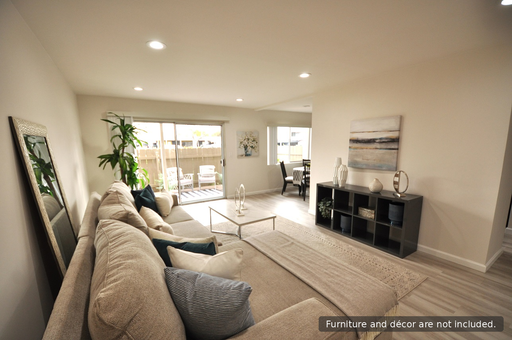 Westgate Apartment Homes In The Heart of San Diego! – photo 1