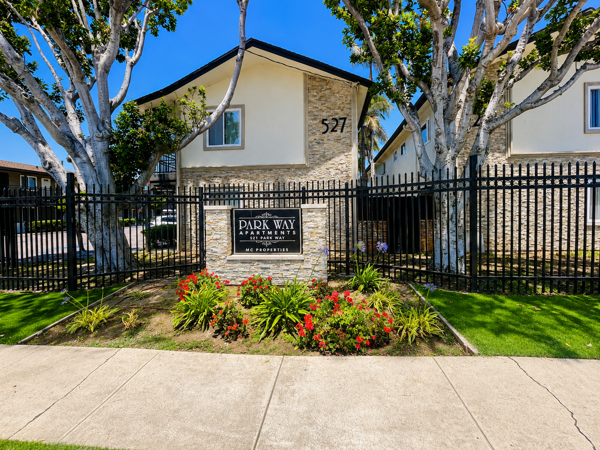 Chula Vista Apartment: 521 Park Way