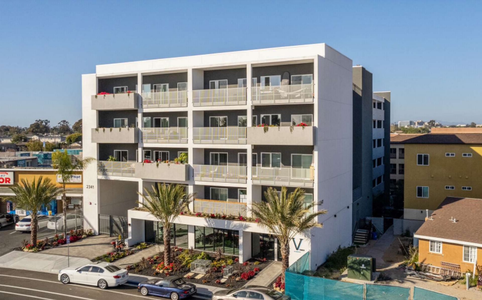 San Diego Apartment: 2341 Ulric Street