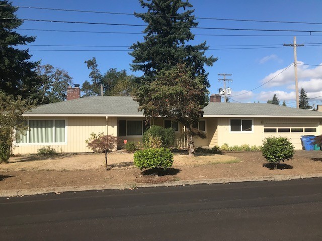 Vancouver House: 604 Friedel Avenue