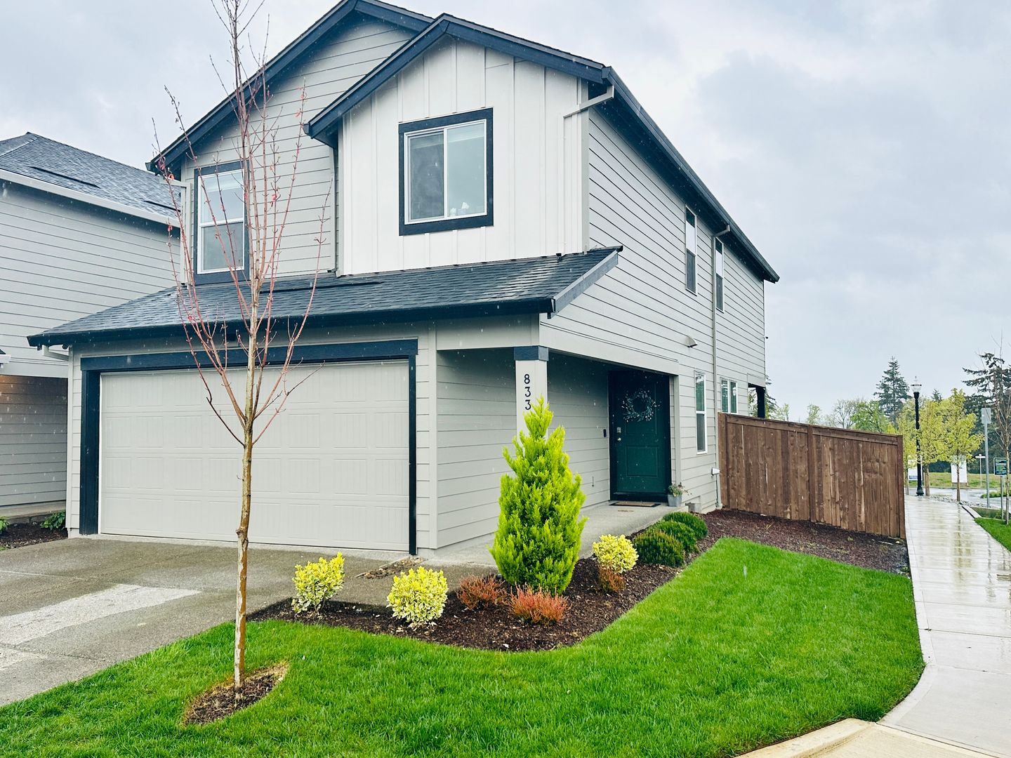 Ridgefield House: 833 NW 174th Street