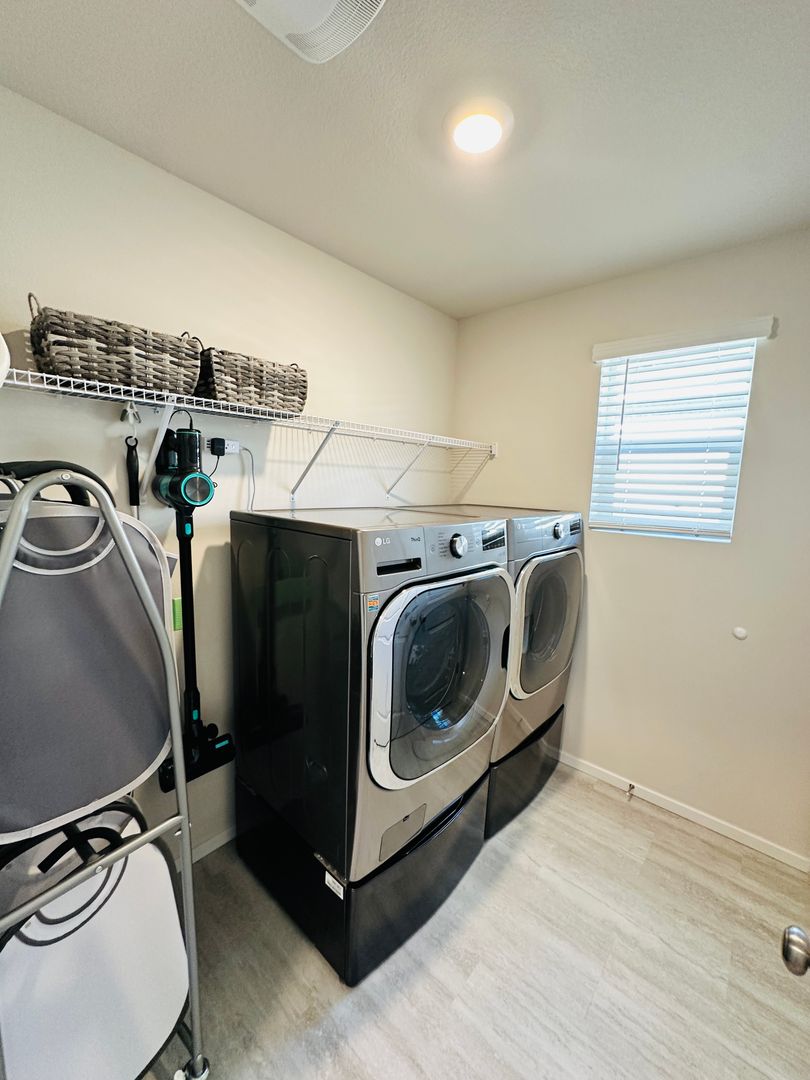 Laundry room at Raburn
