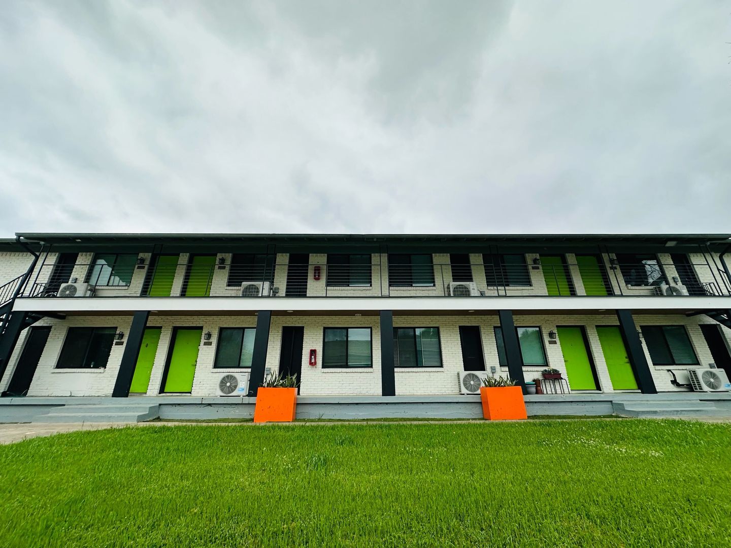 Dallas Apartment: 4948 Gaston Ave