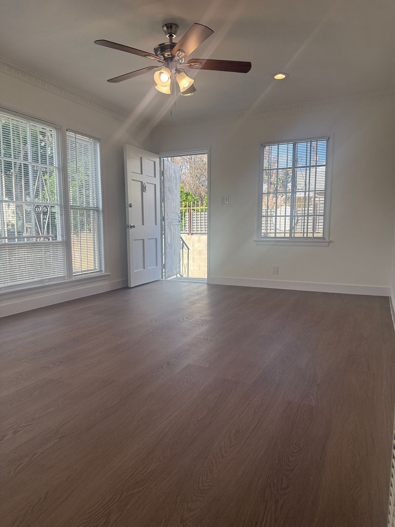 Los Angeles Apartment: 2918 11th Ave.