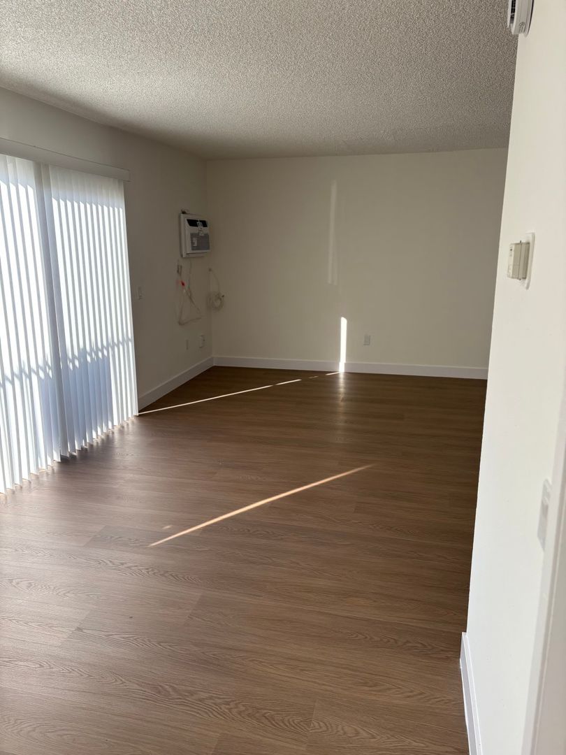 Gallery Image 18