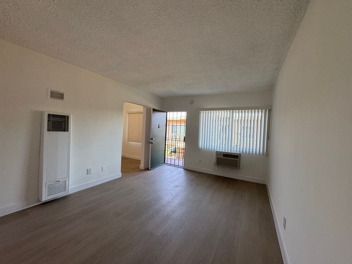 Glendale Apartment: 360 W Chevy Chase Dr.