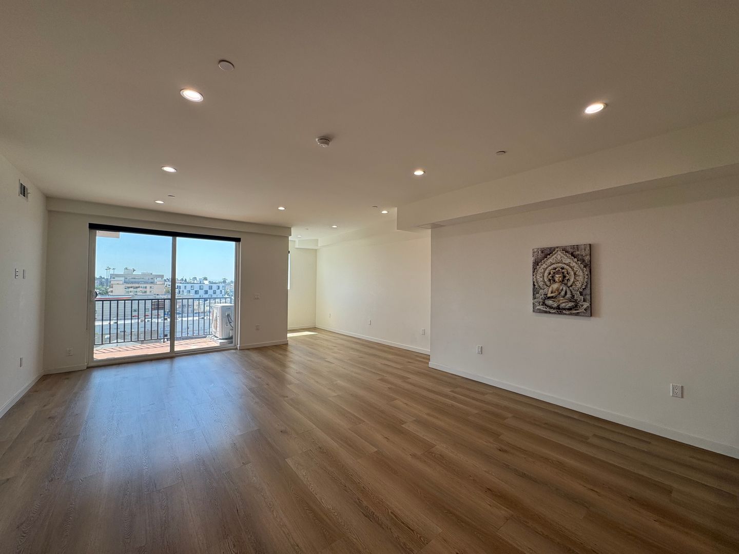 Los Angeles Apartment: 955 Fedora St.