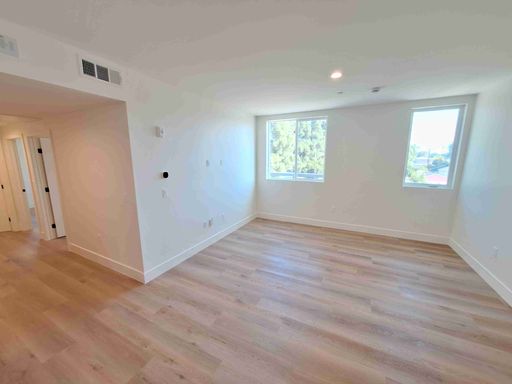 Brand New! Modern 2 Bed 1 Bath with Full Size Washer & Dryer – photo 1