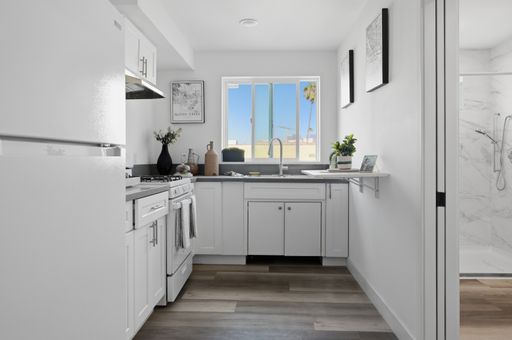 KTOWN Living! Brand New One Bed Apartments! 3 MONTHS FREE RENT & MOVE IN SPECIALS! – photo 1