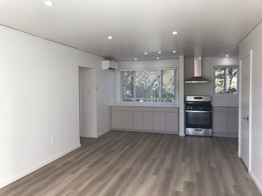 Renovated 1 Bedroom with AC/Heat, Dog Friendly. Close to LANL! Close to Everything!