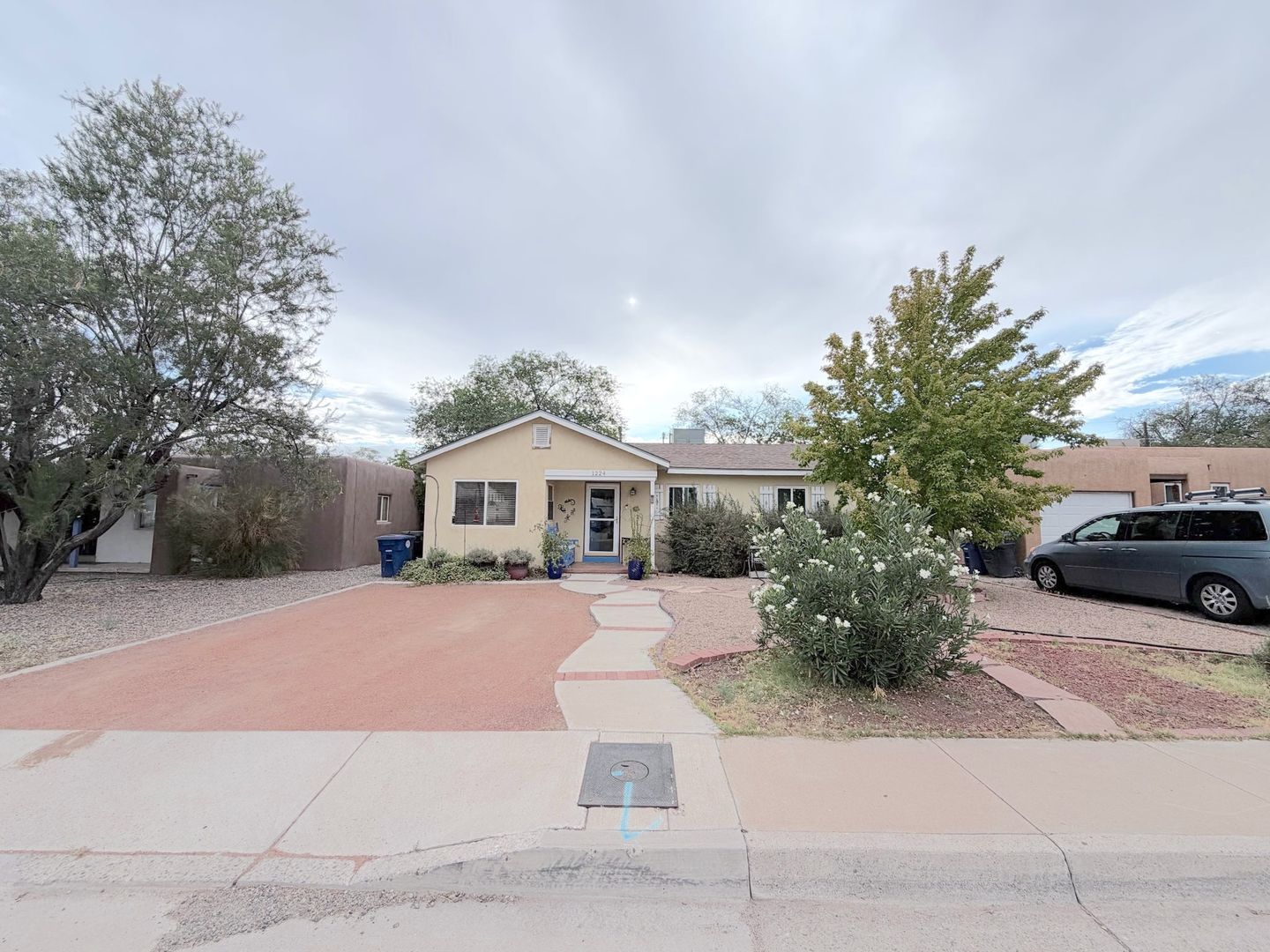 Albuquerque House: 1224 Princeton DR NE