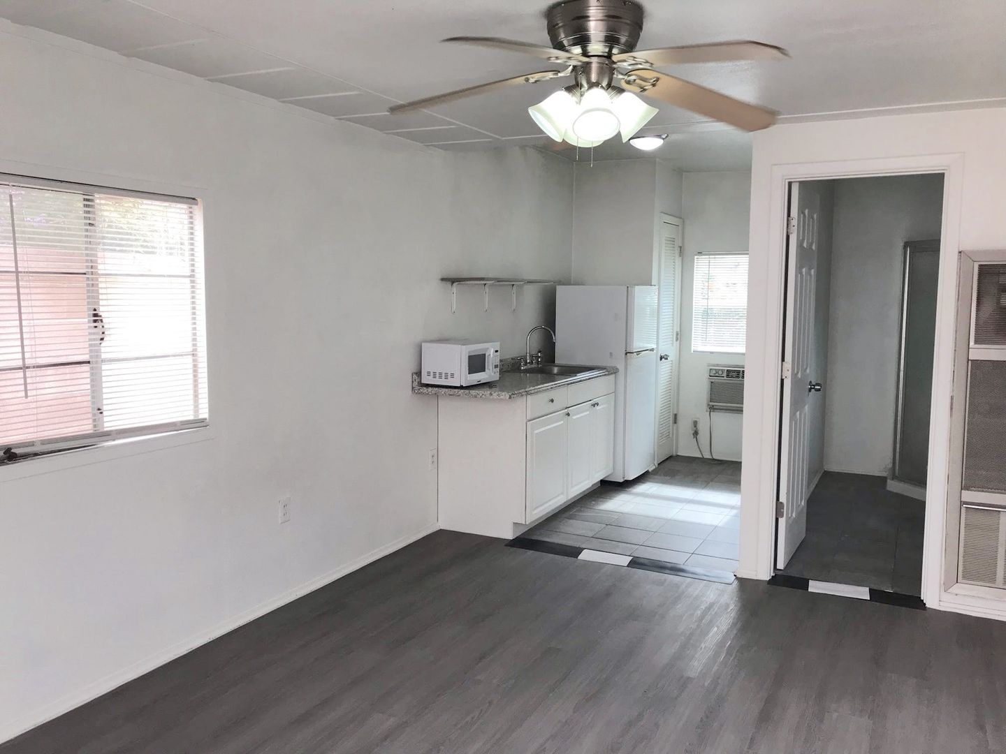 Albuquerque Apartment: 307 Manzano St Ne