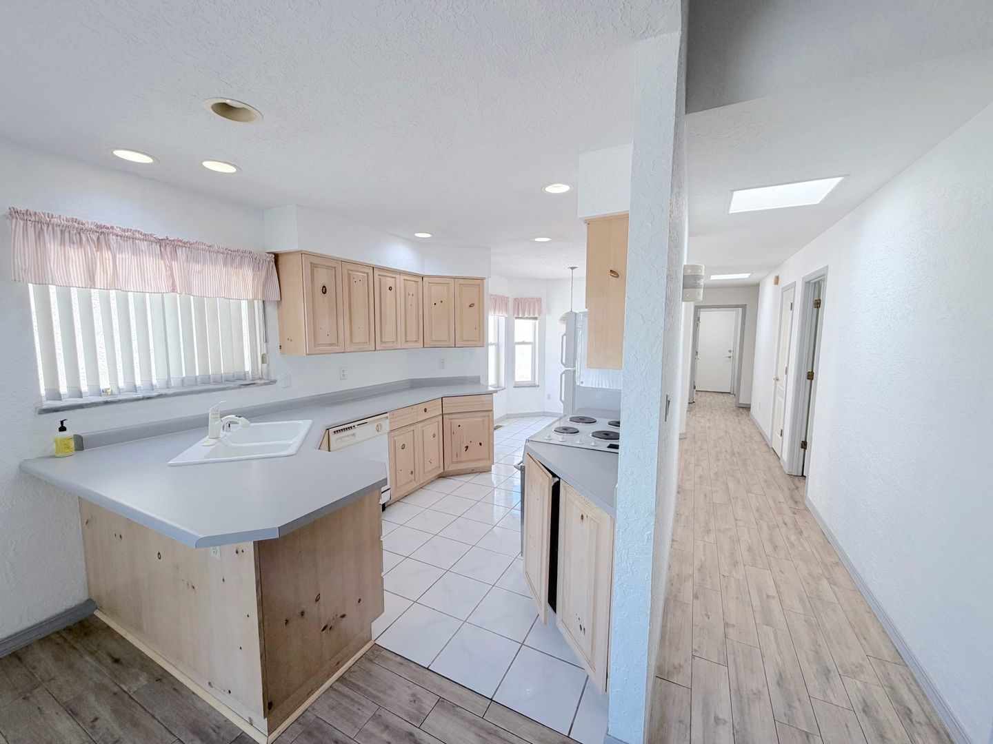 Rio Rancho House: 3104 Paradise Ct
