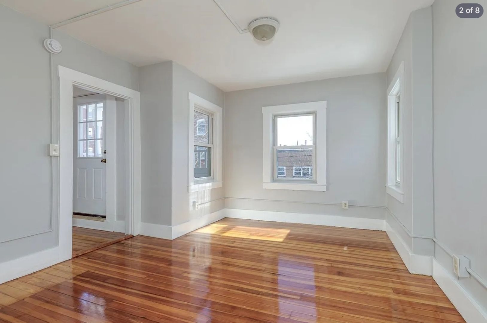 Nashua Apartment: 37 Chestnut Street