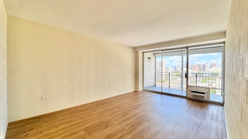 SPACIOUS 1 BED/1 BATH/1 PARKING w/ BALCONY - AVAILABLE NOW at TOWN HOUSE - Conveniently Located! – photo 1