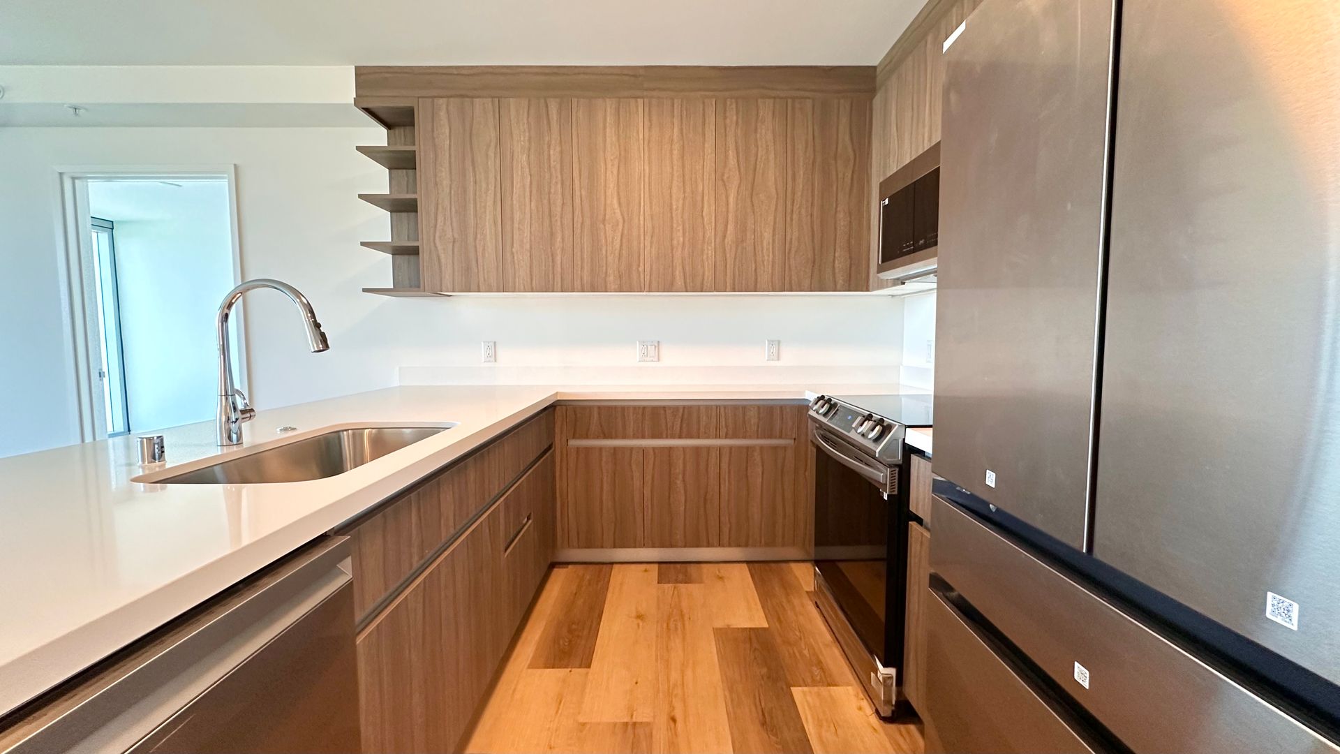 Honolulu Condo: 1500 Rycroft Street, #2402R